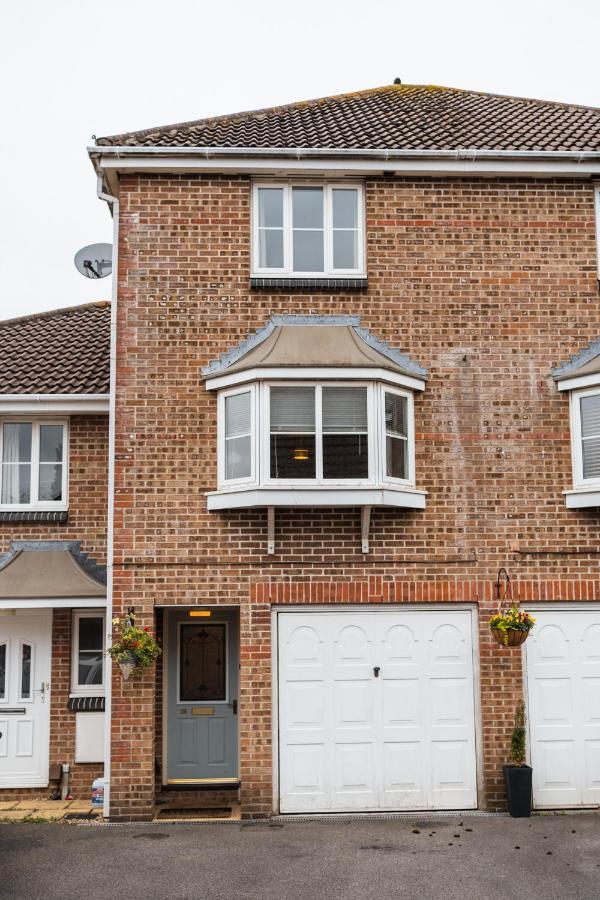 הוילה Canford Magna Beautiful Town House With Private Garden And Patio מראה חיצוני תמונה