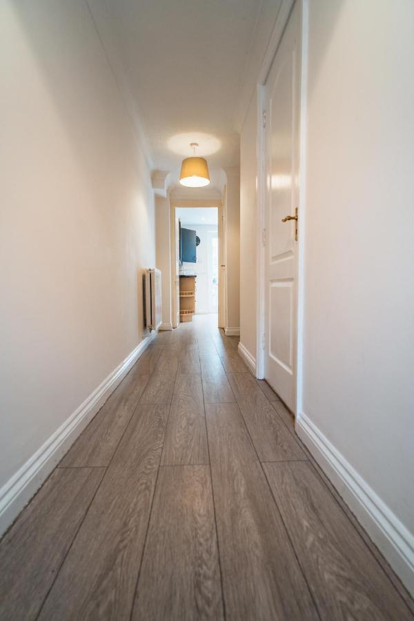 הוילה Canford Magna Beautiful Town House With Private Garden And Patio מראה חיצוני תמונה