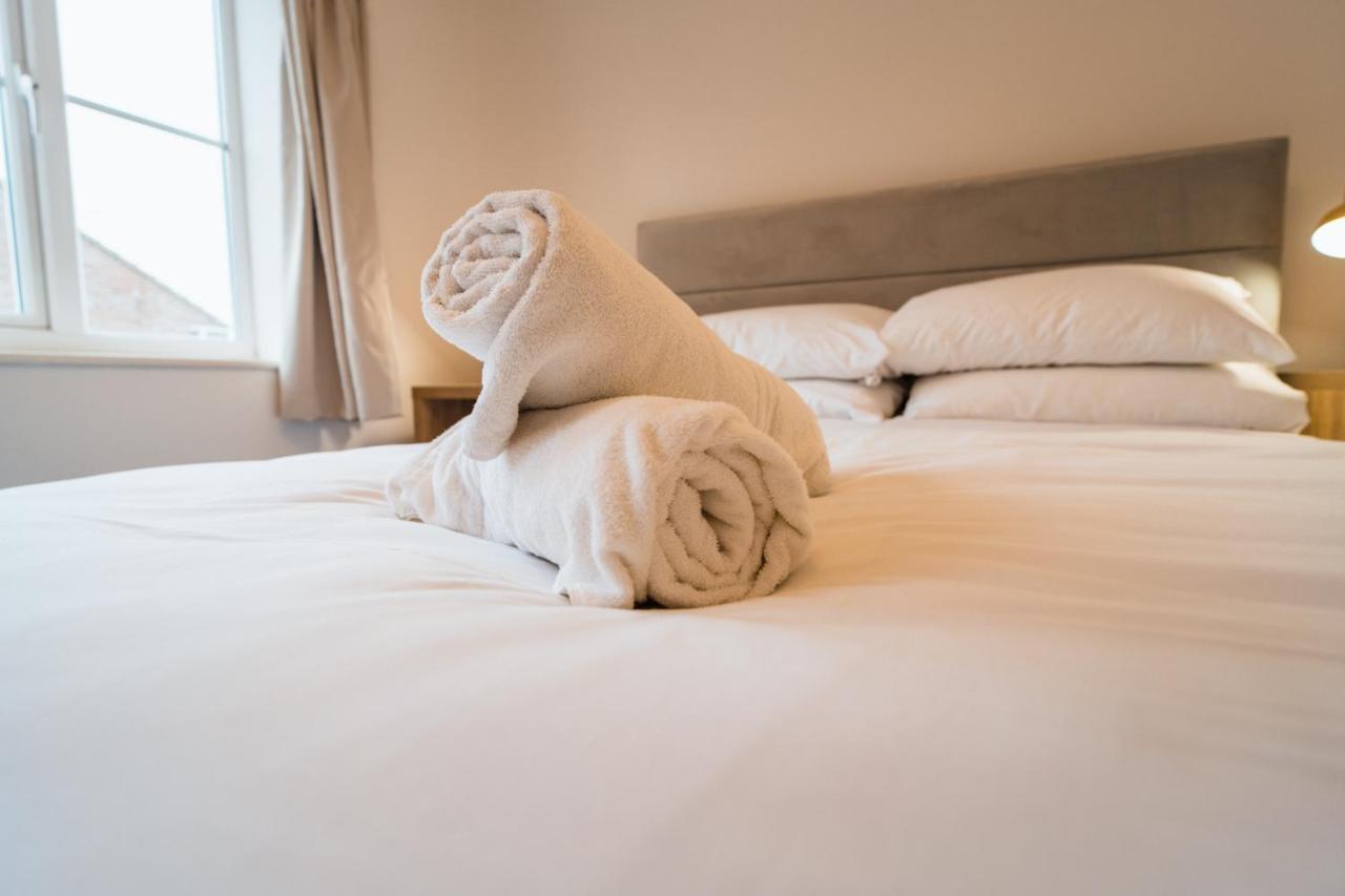 הוילה Canford Magna Beautiful Town House With Private Garden And Patio מראה חיצוני תמונה