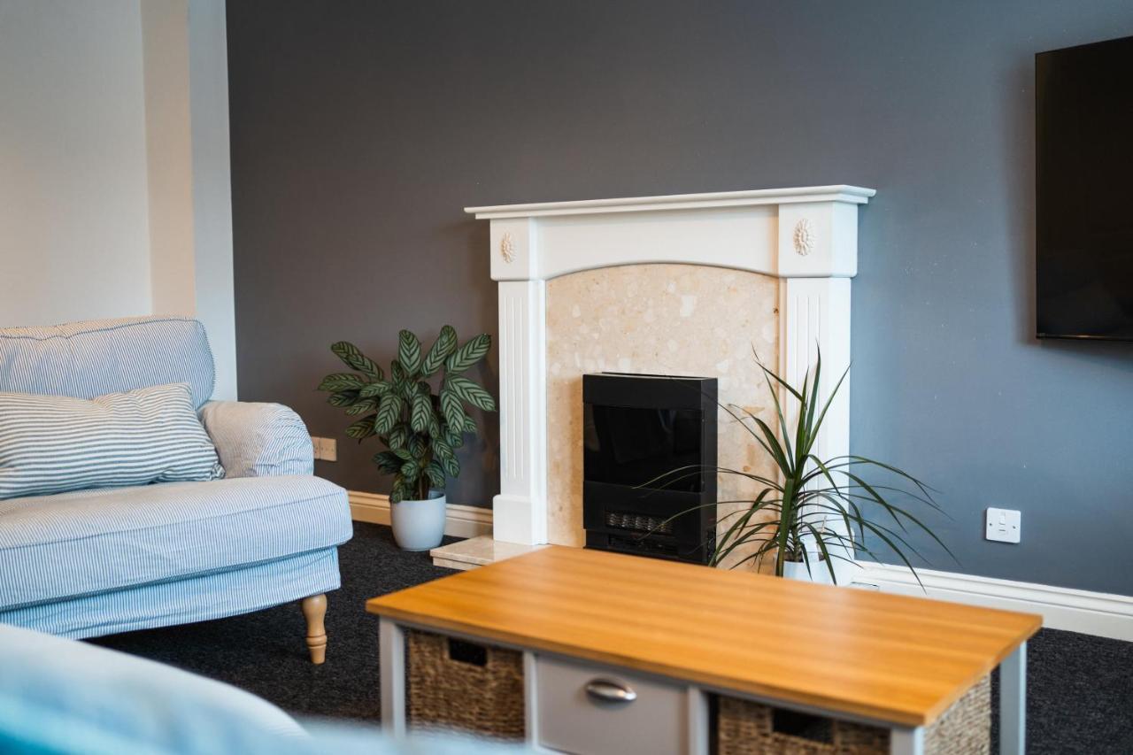 הוילה Canford Magna Beautiful Town House With Private Garden And Patio מראה חיצוני תמונה