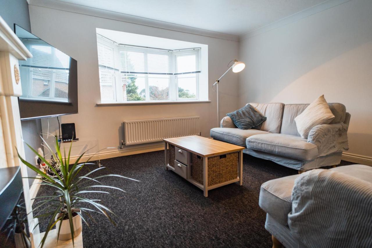 הוילה Canford Magna Beautiful Town House With Private Garden And Patio מראה חיצוני תמונה