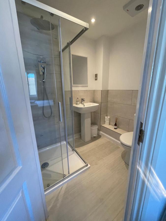 הוילה Canford Magna Beautiful Town House With Private Garden And Patio מראה חיצוני תמונה